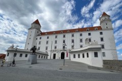 10_Bratislavsky-hrad